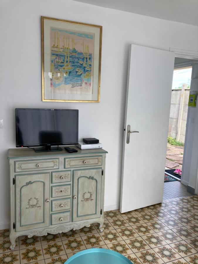 Asteria Villa Ouistreham Exteriör bild